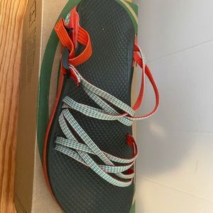 Women Chacos wrap x turquoise size 8